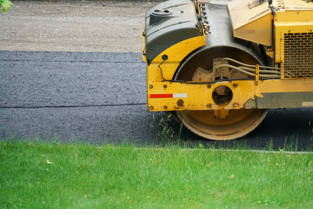 Why Choose Us For All Your Driveway Paving Needs in Thiensville, WI?